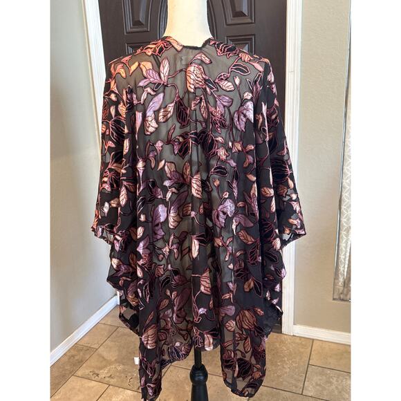 World Market Velvet Burnout Shrug - Picture 3 of 7